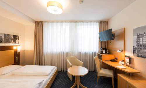 Innenansicht Doppelzimmer Standard im Heikotel am Stadtpark