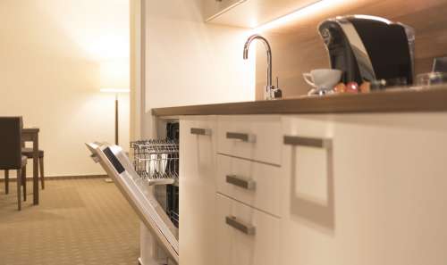 Küche im Familienzimmer im Heikotel - Hotel City Nord