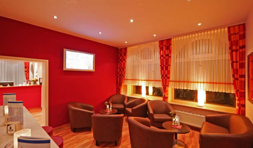 Hotel Windsor Bar Vorne Sessel 6779