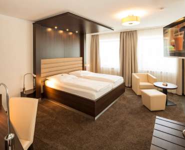 Wohnbereich im Whirlpool-Suite im Heikotel Hotel Windsor