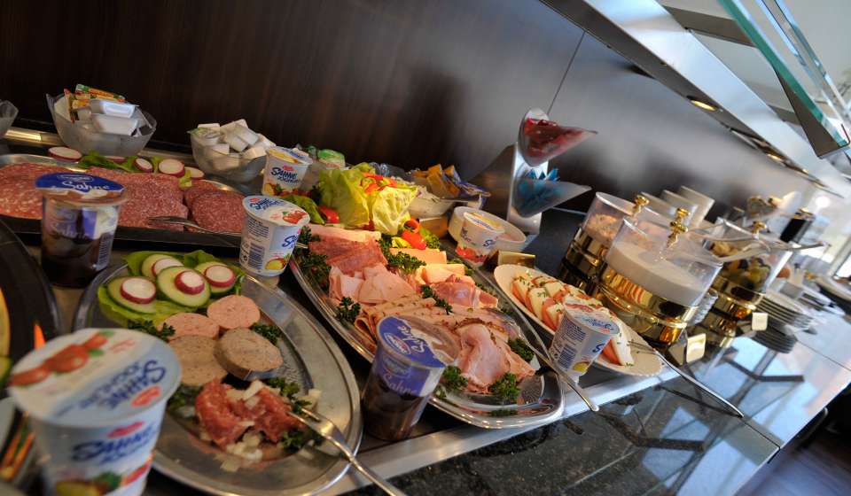 Großzügiges Frühstücksbuffet im Heikotel City Nord