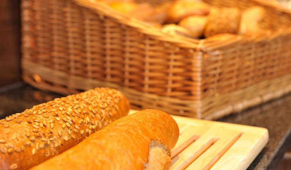 Verschiedene Brotsorten im Heikotel Hotel am Stadtpark